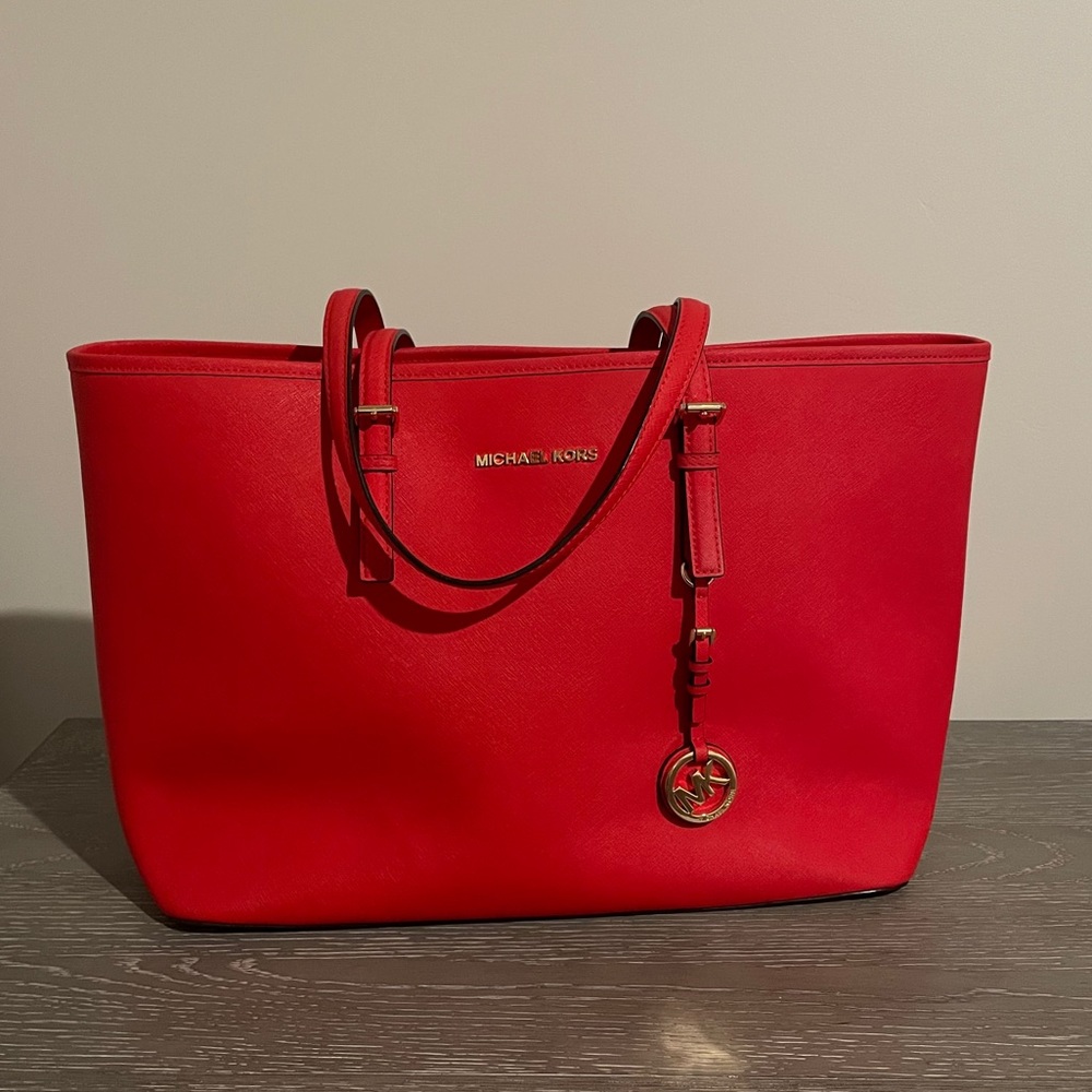 MICHAEL Micheal Kors Jet Set Leather Tote Bag